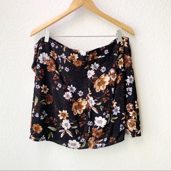 Sage The Label Route 81 Dark Floral Mini Skirt - Picture 4 of 8